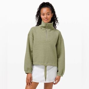 Lululemon Textured 1/2 Zip Pullover Sweatshirt